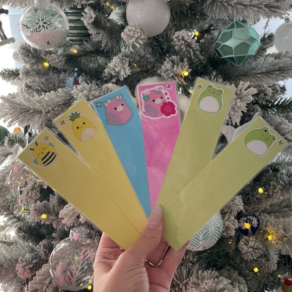 SOLD Luther 8” Shark Squishmallow - Picture 4 of 5